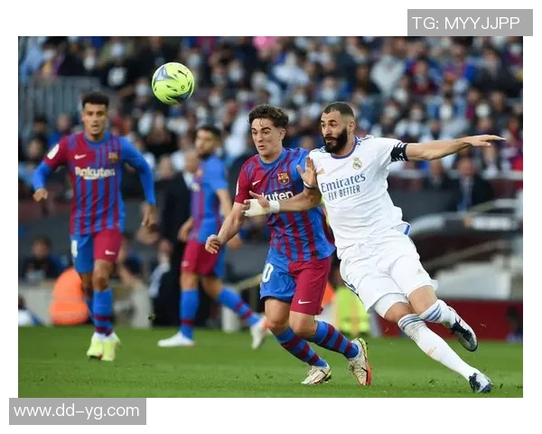 老皇马与老罗马的经典对决再现足球辉煌岁月的传奇之战