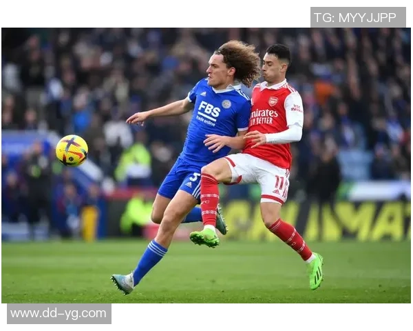 莱斯特城与狼队首发阵容揭晓谁将主宰英超对决的赛场风云